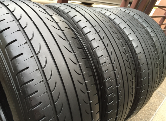 ยาง Goodyear 215 70 15 ปี15 ดอกเต็ม ไม่มีปะ ราคาไม่แพง