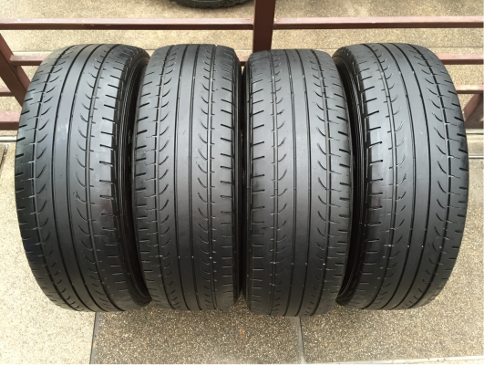 ยาง Goodyear 215 70 15 ปี15 ดอกเต็ม ไม่มีปะ ราคาไม่แพง