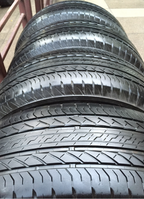 ยาง Bridgestone 265 65 17 ปลายปี14 ดอกเยอะ พร้อมใช้งาน ราคาไม่แพง
