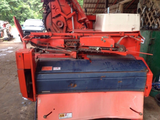 ขายรถเกี่ยวข้าว คูโบต้า