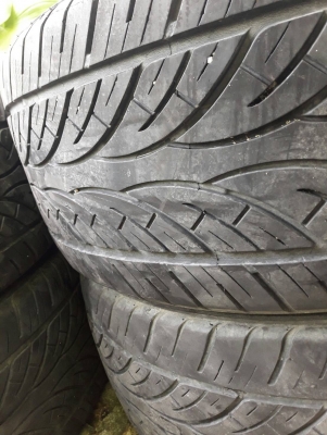 ขายยาง Sunny 265/40R22 ปี 14 099-3969553