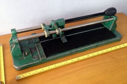 ขายแท่นตัดกระเบื้องSOMIC ตัดขนาด12"งานเก่ามือสองสภาพสวย ขายแท่นตัดกระเบื้องSOMIC ตัดขนาด12"งานเก่ามือสองสภาพสวย