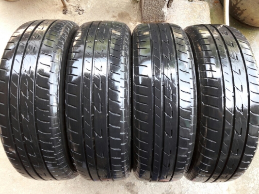 ยางBRIDGESTONE รุ่น Ecopia EP200.185 60R15 ปี2015 สภาพสวยมากๆดอกเยอะมากๆคุ้มสุดๆใช้อีกนาน