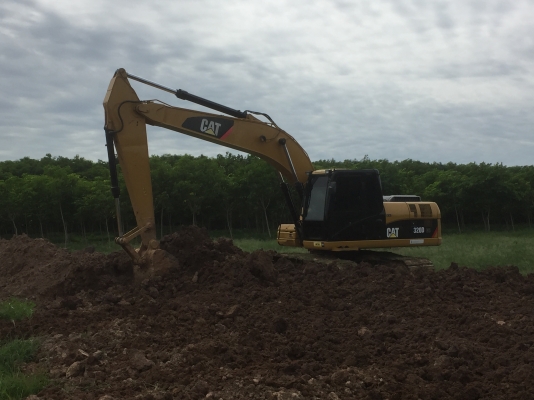 ขายcat320D gc รุ่นประหยัดนำ้มัน