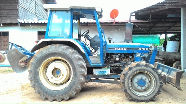 ขายด่วนครับต่อรองมาเลย6410คานคาราโร่ปั้มกลมเสื้อลายเกียร์ทอร์ค8x4  410000บาททะเบียนพร้อมโอนครับรถใช้งานปกติชิ้นส่วนอุปกรณ์ประตูกระจกครบ0876743909