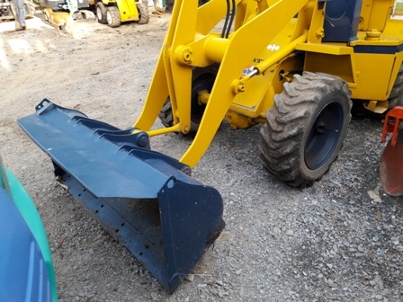 รถตัก KOMATSU WA20 รถตัก KOMATSU WA20