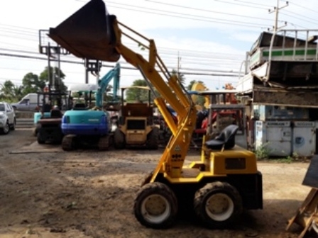 รถตัก KOMATSU SK04