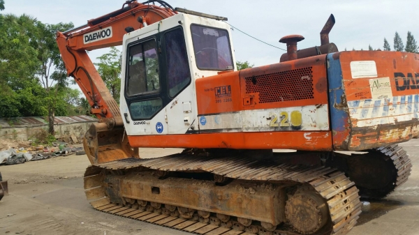 ขายถูกมาก รถขุด แบคโฮ ขนาดใหญ่ DAEWOO PC220-3 ราคา 580,000 บาท เท่านั้น เก่านอก พร้อมใช้งาน ขายถูกมาก รถขุด แบคโฮ ขนาดใหญ่ DAEWOO PC220-3 ราคา 580,000 บาท เท่านั้น เก่านอก พร้อมใช้งาน
