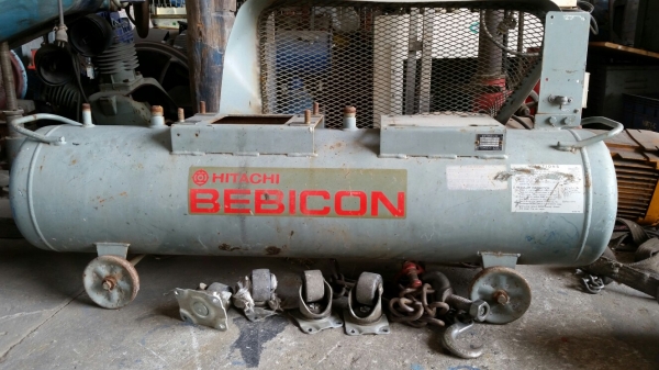 ขายถังพักลม hitachi  80L