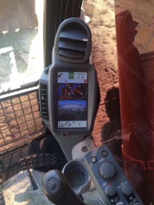 HITACHI ZX200-5G yr.2013