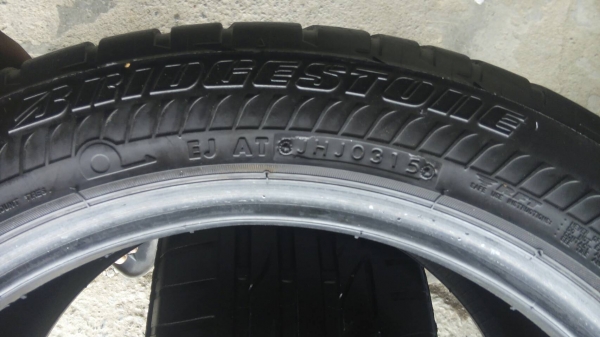 245/45R17 RUNON ON FLAT BRIDGESTONE POTENZA S001 ยางสวยทั้งคู่ มี 2เส้น ปี15 tel.081-4273941 ไอดีไลน์ 0814273941 245/45R17 RUNON ON FLAT BRIDGESTONE POTENZA S001 ยางสวยทั้งคู่ มี 2เส้น ปี15 tel.081-4273941 ไอดีไลน์ 0814273941