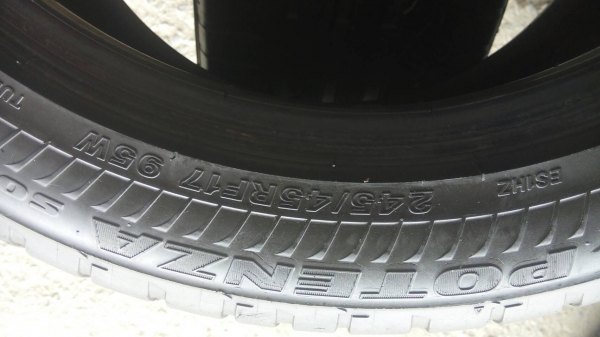 245/45R17 RUNON ON FLAT BRIDGESTONE POTENZA S001 ยางสวยทั้งคู่ มี 2เส้น ปี15 tel.081-4273941 ไอดีไลน์ 0814273941 245/45R17 RUNON ON FLAT BRIDGESTONE POTENZA S001 ยางสวยทั้งคู่ มี 2เส้น ปี15 tel.081-4273941 ไอดีไลน์ 0814273941