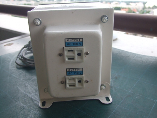 หม้อแปลงไฟจาก 220v ==> 100v /110v ขนาด 1,500W ของ KRR