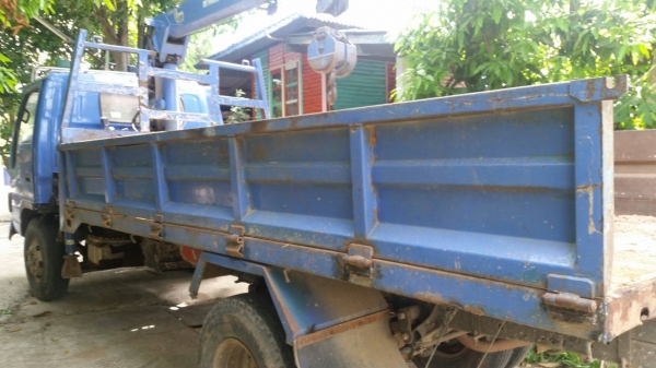 ขาย Isuzu NPR 71 P รถ6ล้อบรรทุก มีเครน เครื่อง 125 แรง