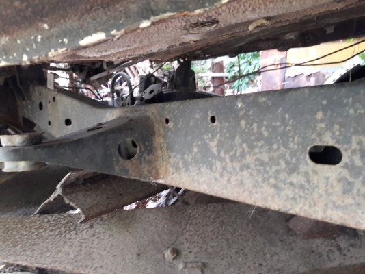 แชสซี ไทรทัน 2.5 แค๊บ ตัวเตี้ย ไม่มีช่วงล่าง