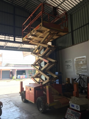 รถกระเช้าเครื่องยนต์ดีเซล JLG (AUSTRALIA) ยกสูง8m