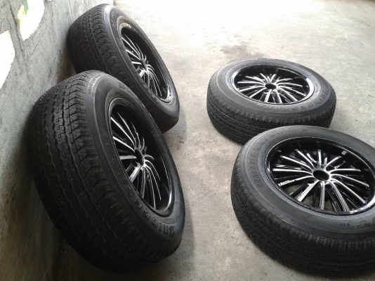 ขอบ17นิ้ว6รู พร้อมยาง ดอกหนา สวยๆ 4 ล้อ ราคา 5900 บาท