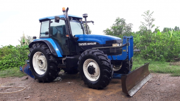 ขายรถไถ NEWHOLLAND TM125