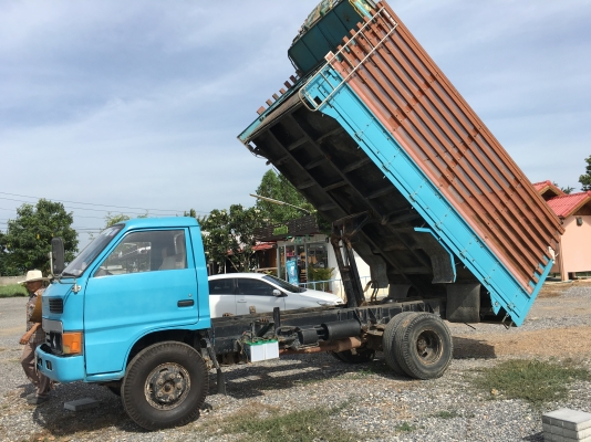 6 ล้อ ISUZU  KS 110 แรง ดั้ม