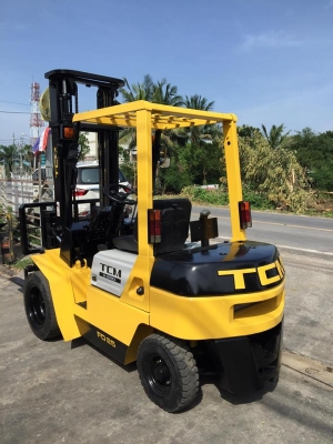 ฟอล์คลิฟต์ 2.5 ตัน TCM FD25Z3 รถนอกเก่าญี่ปุ่น เสา 4 เมตร งาฮิ้งฟอล์ค ฟอล์คลิฟต์ 2.5 ตัน TCM FD25Z3 รถนอกเก่าญี่ปุ่น เสา 4 เมตร งาฮิ้งฟอล์ค