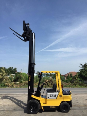 ฟอล์คลิฟต์ 2.5 ตัน TCM FD25Z3 รถนอกเก่าญี่ปุ่น เสา 4 เมตร งาฮิ้งฟอล์ค ฟอล์คลิฟต์ 2.5 ตัน TCM FD25Z3 รถนอกเก่าญี่ปุ่น เสา 4 เมตร งาฮิ้งฟอล์ค