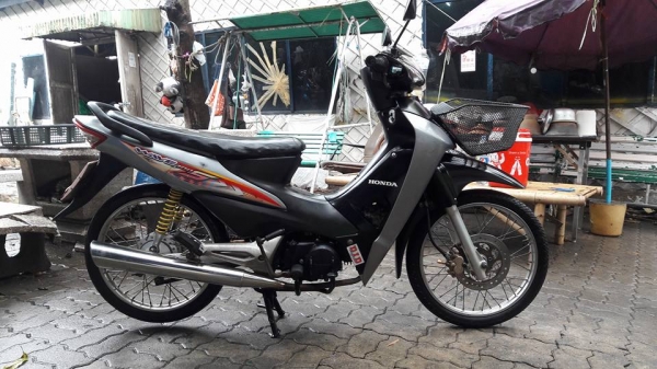 ขายลูกเดียว wave100s ubox ปี2549