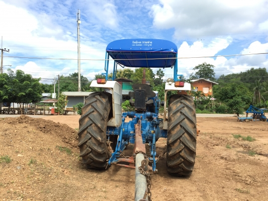 ขายรถไถฟอร์ด 6600 สภาพสวย พร้อมผานหก PT ขายรถไถฟอร์ด 6600 สภาพสวย พร้อมผานหก PT