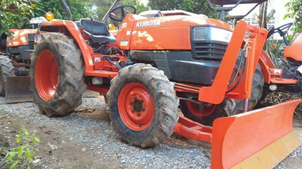 ขายรถไถ KUBOTA L3408 พร้อมดันหน้าใหม่ ราคา 185,000 อ.แกลง จ.ระยอง มีบริการขนส่งทั่วไทย DC Tractor Rayong 0818618678,0899347475 https://www.facebook.com/DC-Tractor-Rayong-3071545327&hellip;/shop&hellip; id line=081-8618678 id line=089-9347475