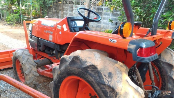 ขายรถไถ KUBOTA L3408 พร้อมดันหน้าใหม่ ราคา 185,000 อ.แกลง จ.ระยอง มีบริการขนส่งทั่วไทย DC Tractor Rayong 0818618678,0899347475 https://www.facebook.com/DC-Tractor-Rayong-3071545327…/shop… id line=081-8618678 id line=089-9347475 ขายรถไถ KUBOTA L3408 พร้อมดันหน้าใหม่ ราคา 185,000 อ.แกลง จ.ระยอง มีบริการขนส่งทั่วไทย DC Tractor Rayong 0818618678,0899347475 https://www.facebook.com/DC-Tractor-Rayong-3071545327…/shop… id line=081-8618678 id line=089-9347475