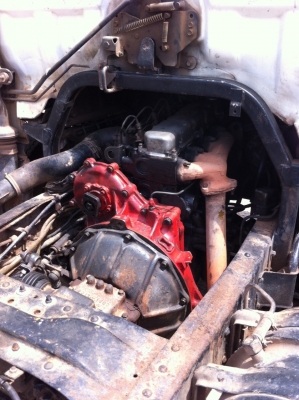 หกล้อสำหรับรถโม่ปูนมีที่ปั้นโม่พร้อม มีทะเบียนพร้อมโอน. 320000 หกล้อสำหรับรถโม่ปูนมีที่ปั้นโม่พร้อม มีทะเบียนพร้อมโอน. 320000