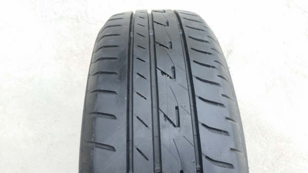 ขายยาง185/60/15 ปี 14 BRIDGESTONE EP200 4 เส้น ขายยาง185/60/15 ปี 14 BRIDGESTONE EP200 4 เส้น
