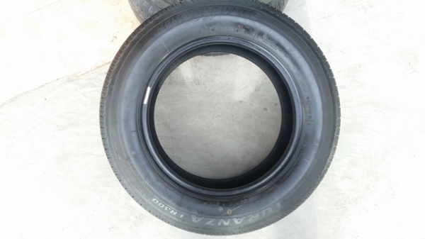 ขายยาง195/65/15 ปี 12 BRIDGESTONE ER30 4 เส้น