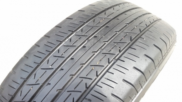ขายยาง215/60/16 ปี 3715 BRIDGESTONE ER33 4 เส้น ขายยาง215/60/16 ปี 3715 BRIDGESTONE ER33 4 เส้น