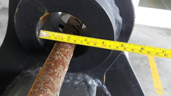 ขายบุ้งกี๋สำหรับรถขุด ขนาด PC200 กว้าง 45 นิ้ว ราคา 45,000 บาท