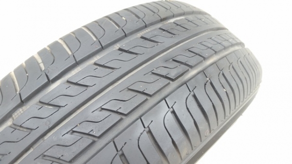 ขายยาง185/65/14 ปี 3713 MAXXIS 4 เส้น