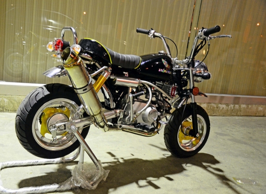 อะไหล่ !!!! ชาลี  มังกี้ กอลิล่า แต่ง  มีมากกว่า 100++ แบบ โครง cnc รวมของแต่งท่อ เบาะ เพียบ ราคาเริ่มต้น.........