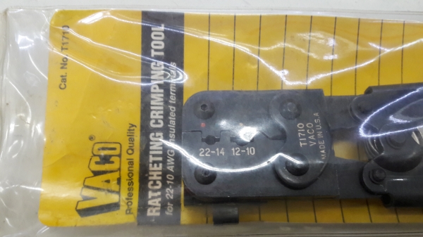 ขายคีมย้ำสายไฟ KLEIN Made in USA.เก่าเก็บมานาน ขายคีมย้ำสายไฟ KLEIN Made in USA.เก่าเก็บมานาน