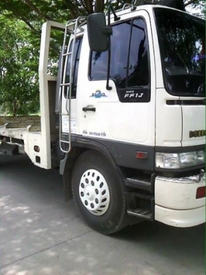 ขาย6ล้อHINO FF1J ปี45ยาว6.50เมตร แชชซีสวยเดิมเครื่องJO8C เอกสารเล่มทะเบียนครบ