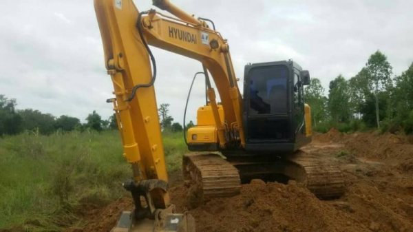 ขาย 1,290,000 HYUNDAI 140LC-7ทำงาน 8,000 ชั่วโมง รถสวยเหมือนใหม่เอกสารเล่มทะเบียน รถอยู่ จ.อุดรธานี  090-772-3710 090-772-3708