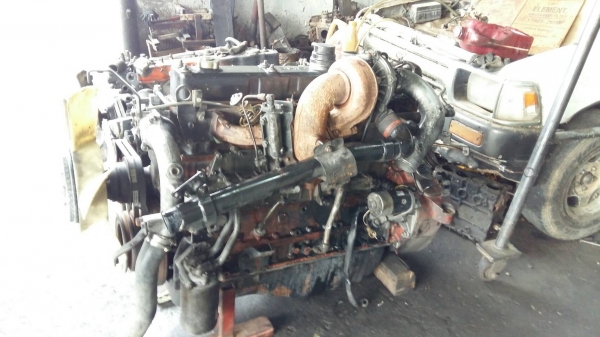 ขายเครื่อง Isuzu เด็คก้า 270 แรง