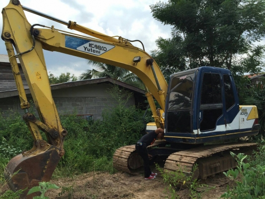 ขาย 695,000 แบคโฮ KOBELCO sk 120-3 (เก่านอก 3 ปี)ไฟฟ้าเต็ม เครื่องดี ปั้มแรง เอวแน่น ช่วงล่างเต็ม อินวอยท์ รถสวยพร้อมใช้ 090-772-3710 090-772-3708