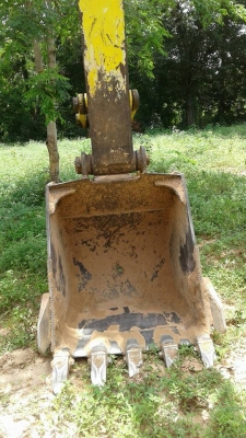 ขายรถขุดแบ็คโค KOBELCO SK200-3มาร์ค  ทรี สวยสภาพ90\% เอวแน่นบูมสวย ไฟฟ้าครบ แอร์