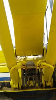 ขายรถขุดแบ็คโค KOBELCO SK200-3มาร์ค  ทรี สวยสภาพ90\% เอวแน่นบูมสวย ไฟฟ้าครบ แอร์