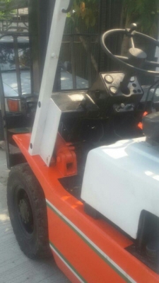 รถฟอร์คลิฟท์ 2ตัน