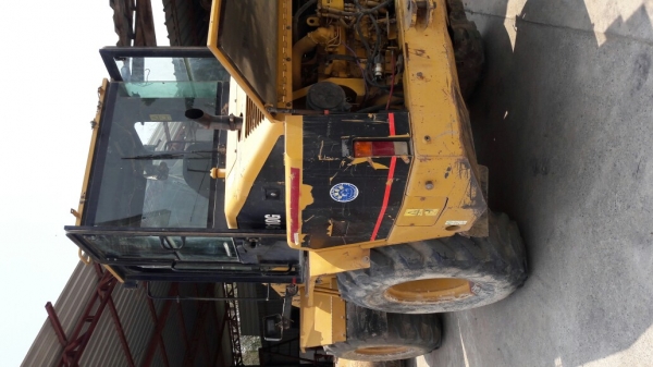 รถตัก CAT910G