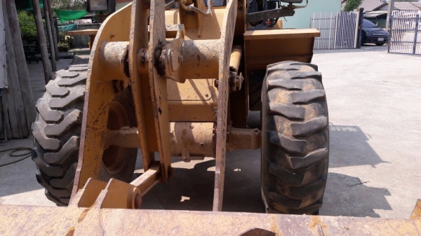 รถตัก CAT910G