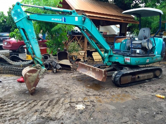 KOMATSU 35R-8 ขนาดPC-35 <คอลโทนสั้นปั๊มนิ้ว> รถเก่านอกแท้มีเอกสาร☎️สนใจติดต่อ 085-5632278 (ราคาต่อรองได้)