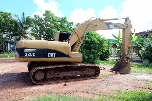 ขายรถแม็กโคร CAT-320C รถสวยพร้อมใช้งาน ราคา 1,350,000บาท ราคาต่อรองได้ โทร 0880659271(เดี่ยว) จ.หนองคาย