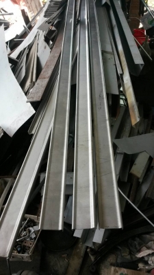 คิ้วเลสเก็บงานพื้นกะบะ