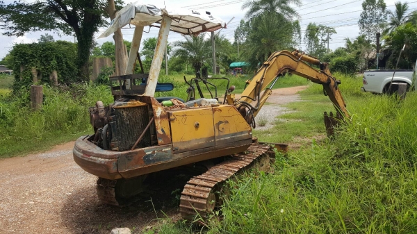 ขาย แบคโฮ KOMATSU PC30-5 รถพร้อมใช้งาน เครื่องดี เอกสารใบซื้อขาย